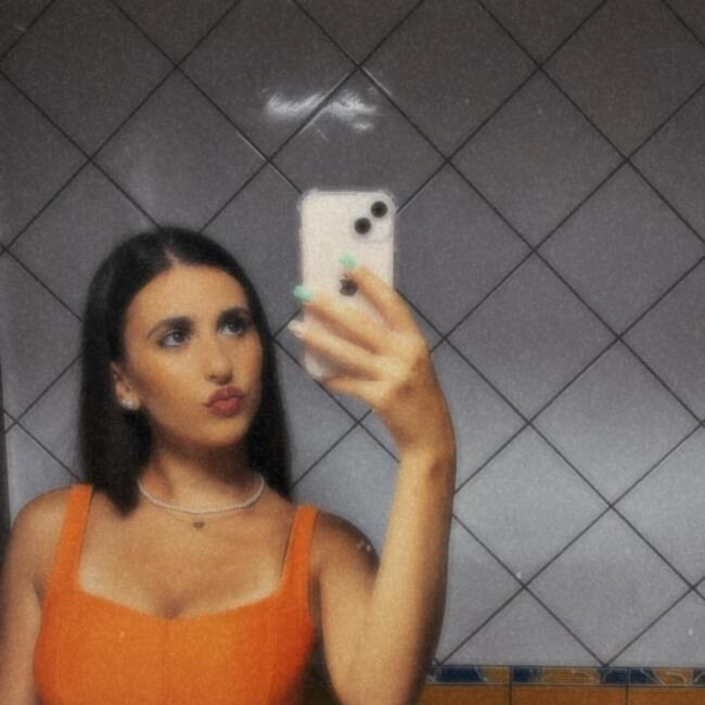 Babysitter a Marcianise: Angela