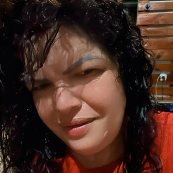 Babysitter in Sint-Gillis: Nilza