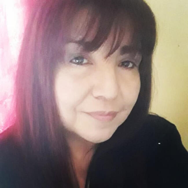 Babysitter in Port Montt: Paola