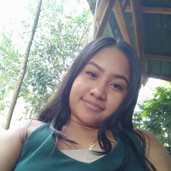 Babysitter in La Chorrera: Emily