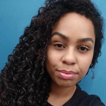 Babá em Blumenau: Monica