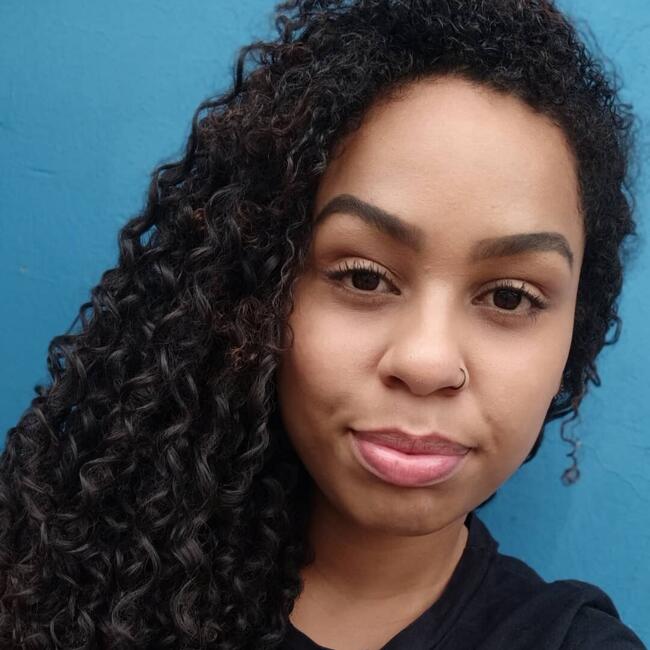 Babá em Blumenau: Monica