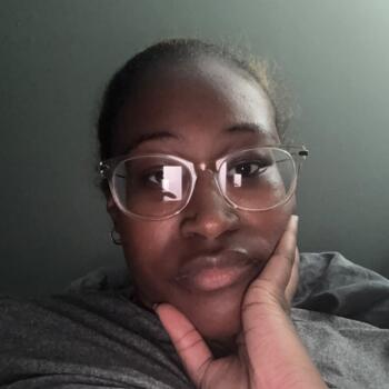 Babysitter Baltimore: Saniya