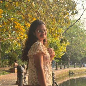 बेबीसिटर कोलकाता: Rashika