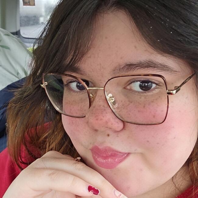 Babysitter in Bordeaux: Clara