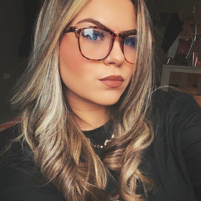 Babysitter in Binche: Solene