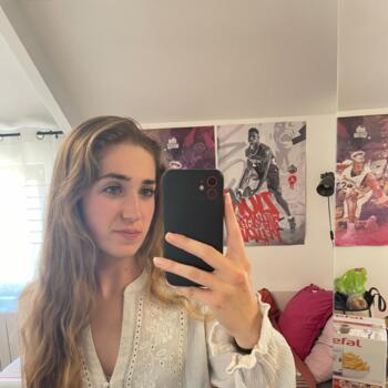 Babysitter in Orléans: Lucie
