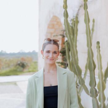 Babysitter in Palma: Mira