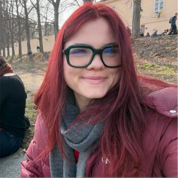 Babysitter in Veibri: Liisa