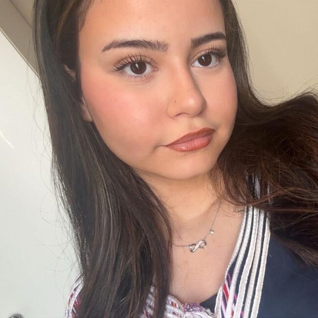 Babysitter in Villemomble: Kamilia