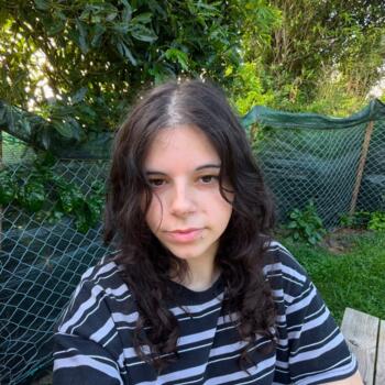 Babysitter in Angra do Heroísmo: Beatriz