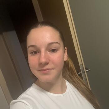 Babysitter in Florange: Anaelle