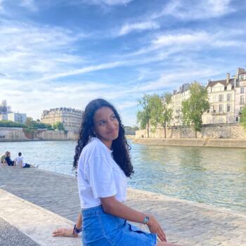 Babysitter in Palaiseau: Beatriz