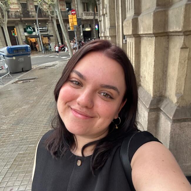 Babysitter in Sant Vicenç dels Horts: Andrea