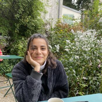Oppas in Leiden: Elif