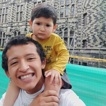 Babysitting job in Medellín: babysitting job Daniel
