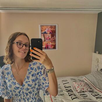 Babysitter in Andard: Maria