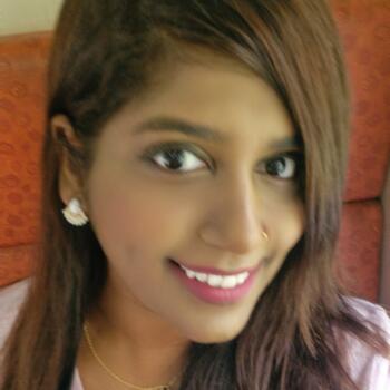 位于Singapore Island的临时保姆: Tanya