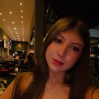 Babysitter in Itatiba: Isabella