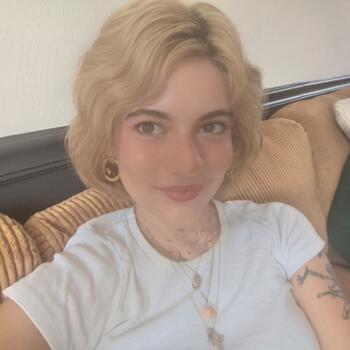 Babysitter in London: Audrey