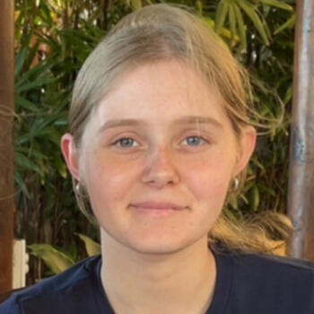 Babysitter a Cairns: Maddison