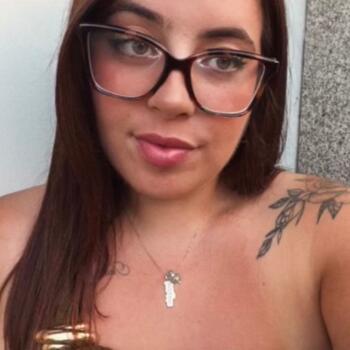 Babysitter in Bouchavesnes-Bergen: Lea