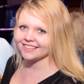 Babysitter in Kortrijk: Dominique