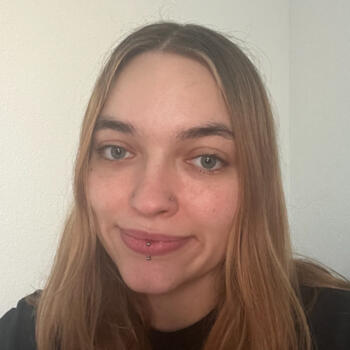 Babysitter in Affoltern am Albis: Corina