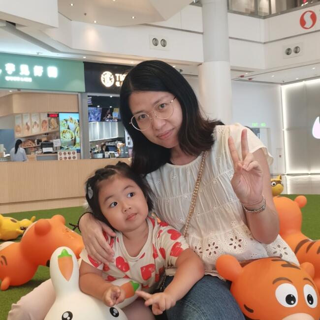Babysitter in Kwai Chung: 的大美女