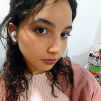 Babysitter Algiers: Rania Saliha