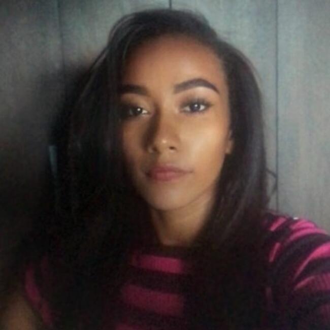 Babá em Itabuna: Aline