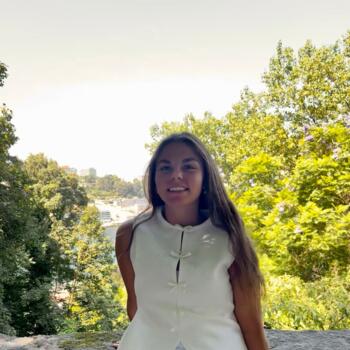 Babysitter in Croix: Manon