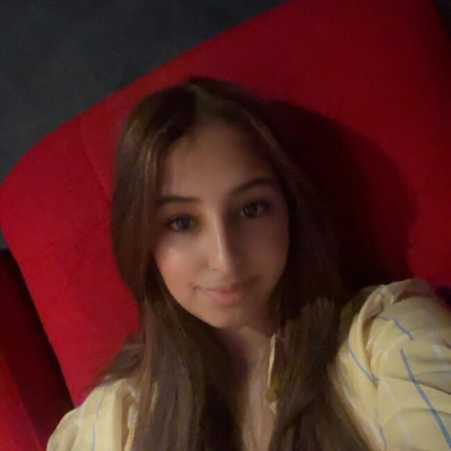 Babysitter in Clermont-Ferrand: Hajar