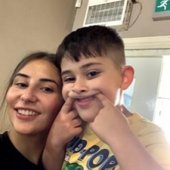 Babysitter in Oldham: Denida