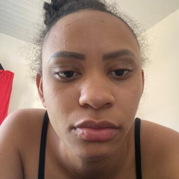 Emprego de babá em Teresina: emprego de babá Yamara