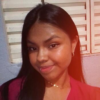 Babysitter in Manaus: Victoria