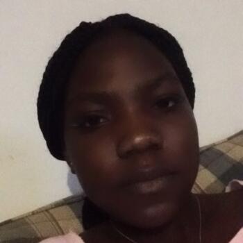 Babysitter in Indianapolis: Robiat