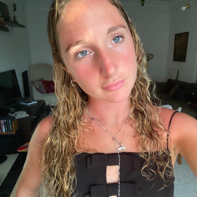 Babysitter in Villeurbanne: Elisa