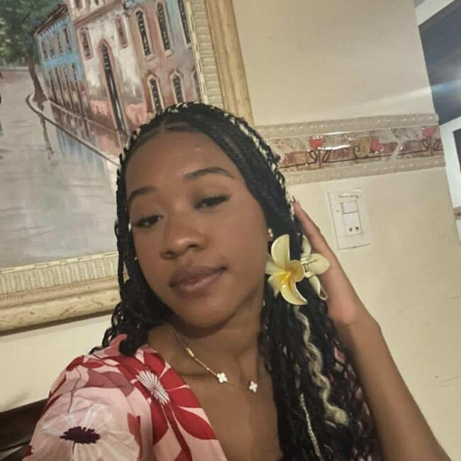 Babysitter in São Luís: Emilly