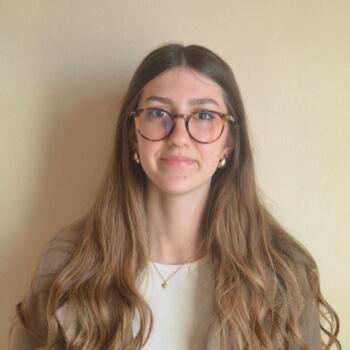 Babysitter in Sanremo: Raffaella