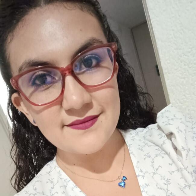 Babysitter in Querétaro City: Montse Reyes