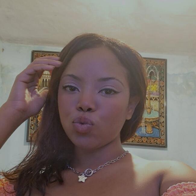 Babysitter in Mesquita: Amanda