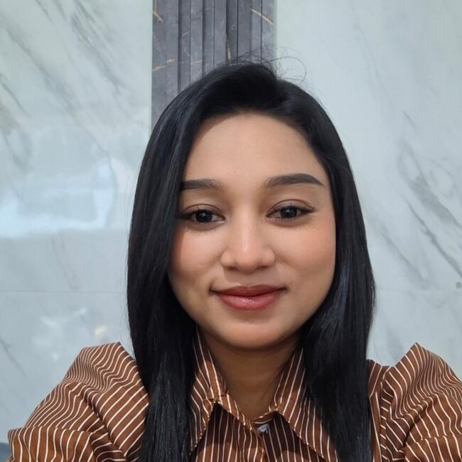 Babysitter in South Tangerang: Endha