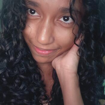 Babysitter in Porto Velho: Maria