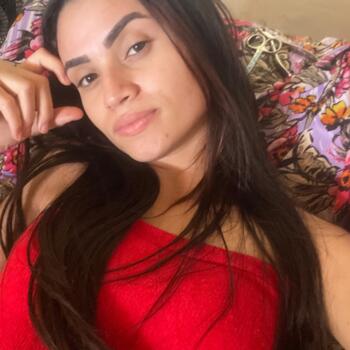 Babá em Recife: Adriene