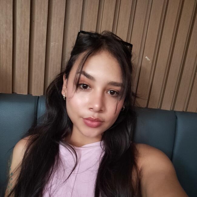 Babysitter in Caldas: Sara