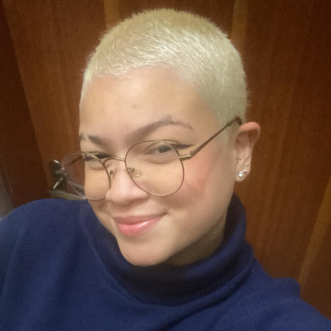 Babá em Conselheiro Lafaiete: Camila