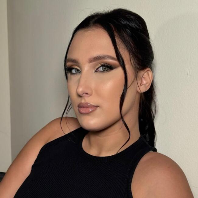 Bebisiterka u Selo Mladenovac: Nevena