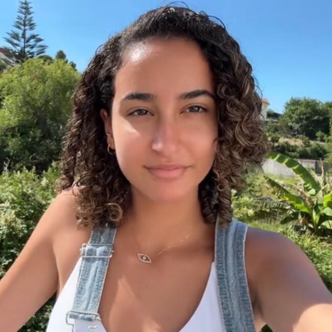 Babysitter in Vila Nova de Gaia: Diana