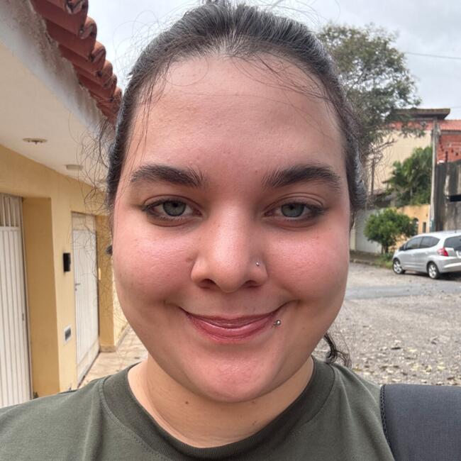 Babysitter in Sorocaba: Amanda